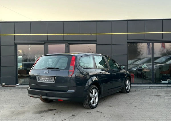 Ford Focus cena 9900 przebieg: 255000, rok produkcji 2007 z Gniezno małe 301